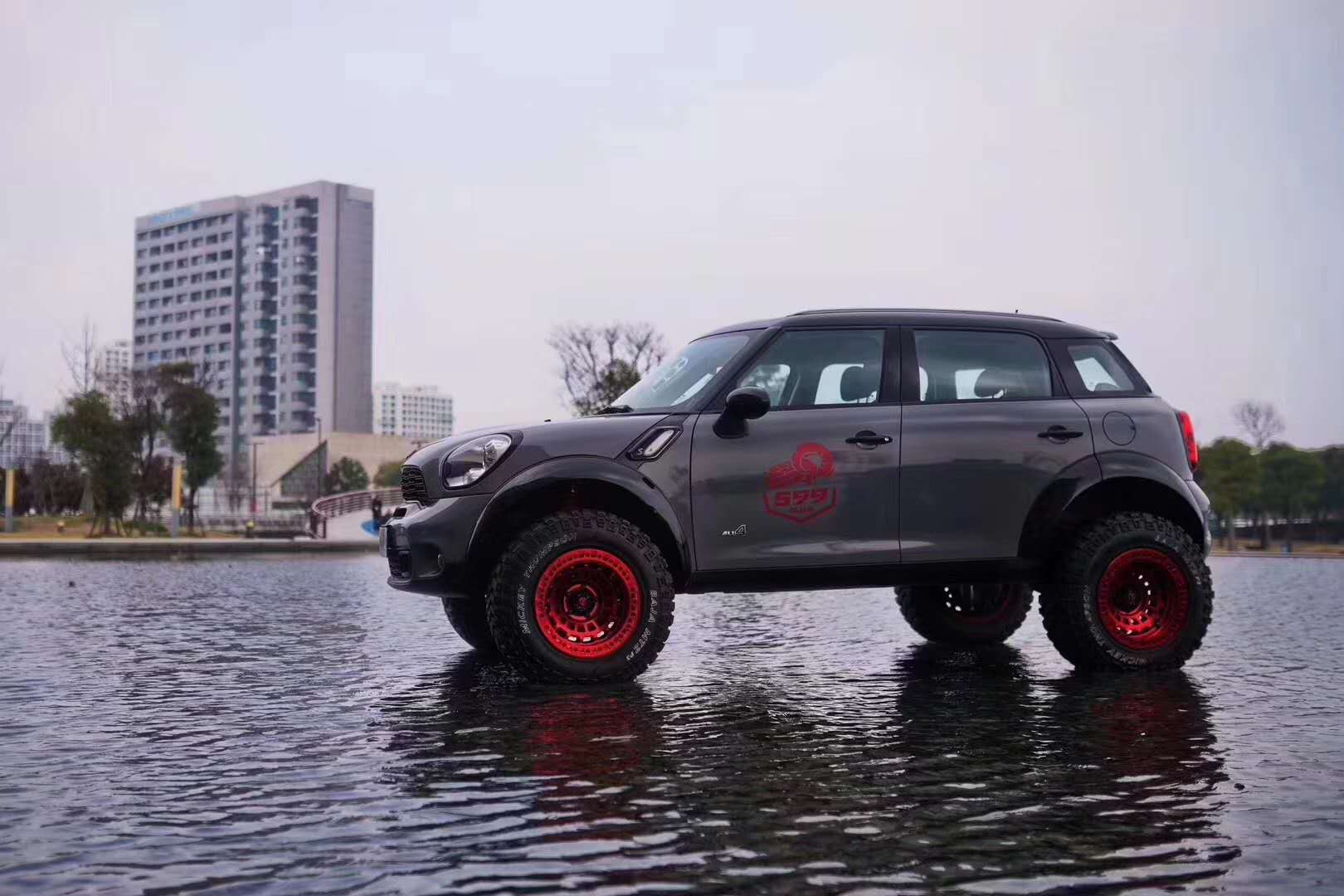 Mini Kohandatud maastikusõidukitega